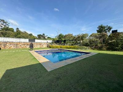 Casa de 5 alcobas en venta en Ciudad Jardin, Cali, 600 m² · foto 4 de 20