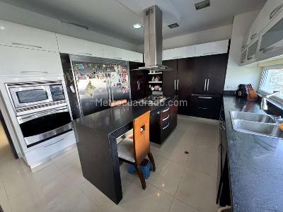 Casa de 5 alcobas en venta en Ciudad Jardin, Cali, 600 m² · foto 6 de 20