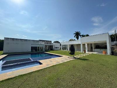Casa de 5 alcobas en venta en Ciudad Jardin, Cali, 600 m² · foto 14 de 20