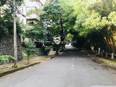 Casa de 4 alcobas en venta en Santa Rita, Cali, 250 m² · foto 18 de 18