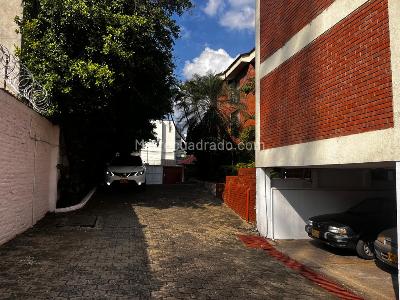 Apartamento de 2 alcobas en venta en Bella Suiza Alta, Cali, 81 m² · foto 18 de 20