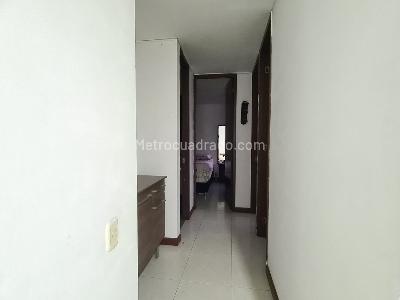 Apartamento en venta en Valle Del Lili, Cali · foto 4 de 18