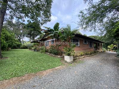 Casa de 3 alcobas en venta en Pance, Cali, 440 m² · foto 3 de 20