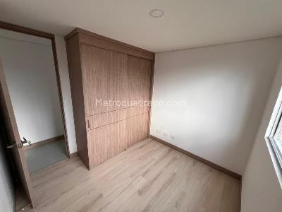 Apartamento de 3 alcobas en venta en Vereda Pan De Azucar, Sabaneta, 70 m² · foto 12 de 20