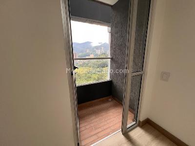 Apartamento de 3 alcobas en venta en Vereda Pan De Azucar, Sabaneta, 70 m² · foto 16 de 20