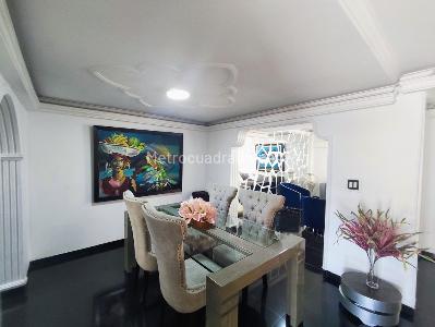 Casa de 5 alcobas en venta en El Ingenio, Cali, 280 m² · foto 16 de 20