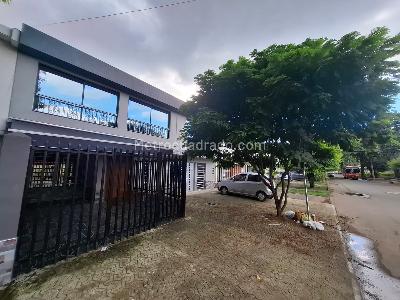 Casa de 5 alcobas en venta en Vipasa, Cali, 264 m² · foto 2 de 20