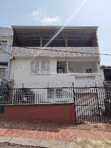 Casa de 5 alcobas en venta en San Fernando Viejo, Cali, 250 m² · foto 2 de 20