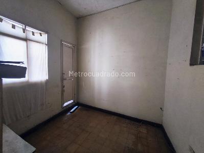 Casa de 5 alcobas en venta en 3 De Julio, Cali, 234 m² · foto 16 de 20