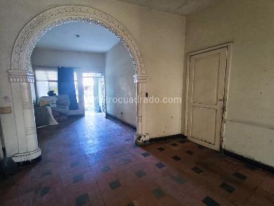 Casa de 5 alcobas en venta en 3 De Julio, Cali, 234 m² · foto 19 de 20