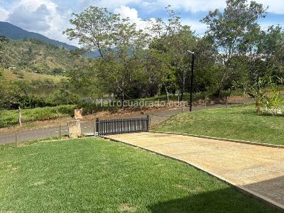 Casa de 4 alcobas en venta en Lagos De Maracaibo, Palmira · foto 5 de 20