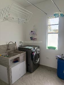 Casa de 4 alcobas en venta en Lagos De Maracaibo, Palmira · foto 16 de 20