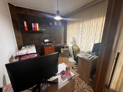 Apartamento en venta en Manuel Maria Buenaventura, Cali · foto 4 de 16