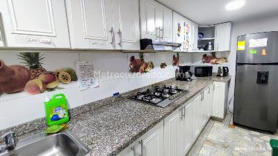 Casa de 5 alcobas en venta en El Gran Limonar, Cali, 270 m² · foto 7 de 20