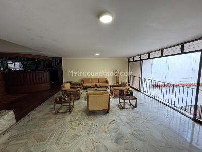 Casa de 5 alcobas en venta en Miraflores, Cali, 400 m² · foto 8 de 20