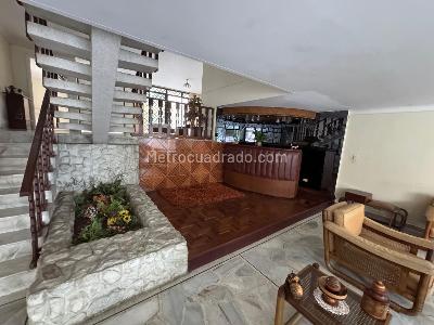 Casa de 5 alcobas en venta en Miraflores, Cali, 400 m² · foto 10 de 20