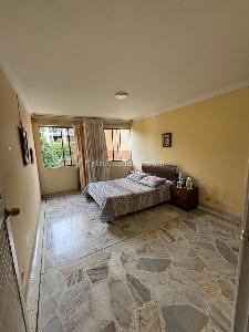 Casa de 5 alcobas en venta en Miraflores, Cali, 400 m² · foto 16 de 20