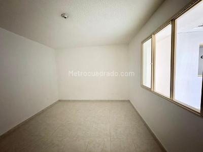 Casa de 5 alcobas en venta en Primero De Mayo, Cali, 630 m² · foto 8 de 16