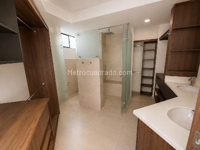 Apartamento de 3 alcobas en venta en Bochalema, Cali, 110 m² · foto 11 de 17