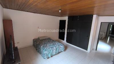 Casa de 5 alcobas en venta en El Lido, Cali, 400 m² · foto 7 de 20