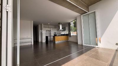 Apartamento de 2 alcobas en venta en Santa Teresita, Cali, 101 m² · foto 3 de 17