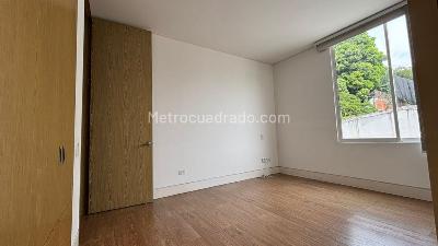 Apartamento de 2 alcobas en venta en Santa Teresita, Cali, 101 m² · foto 6 de 17
