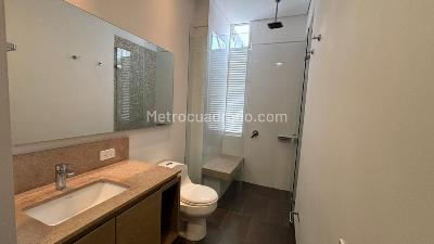 Apartamento de 2 alcobas en venta en Santa Teresita, Cali, 101 m² · foto 8 de 17