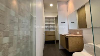 Apartamento de 2 alcobas en venta en Santa Teresita, Cali, 101 m² · foto 10 de 17