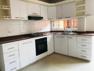 Casa de 5 alcobas en venta en Ciudad Jardin, Cali, 335 m² · foto 12 de 20