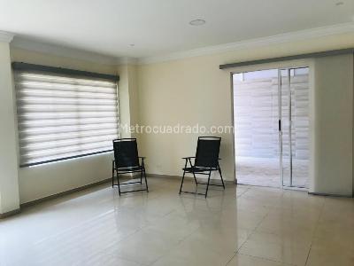 Casa de 5 alcobas en venta en Ciudad Jardin, Cali, 335 m² · foto 17 de 20