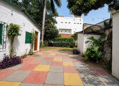 Casa de 5 alcobas en venta en Manga, Cartagena, 975 m² · foto 17 de 19