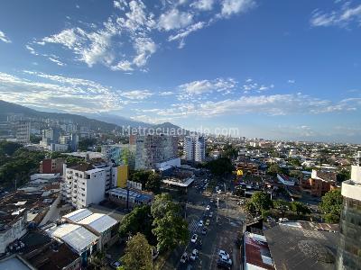Apartamento de 3 alcobas en venta en Los Cambulos, Cali, 144 m² · foto 8 de 20