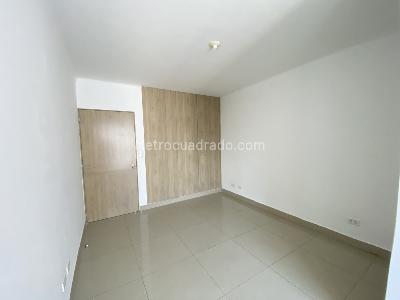 Apartamento de 3 alcobas en venta en Los Cambulos, Cali, 144 m² · foto 9 de 20