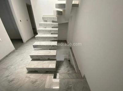 Casa de 5 alcobas en venta en Ciudad 2000, Cali, 270 m² · foto 4 de 18