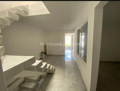 Casa de 5 alcobas en venta en Ciudad 2000, Cali, 270 m² · foto 8 de 18