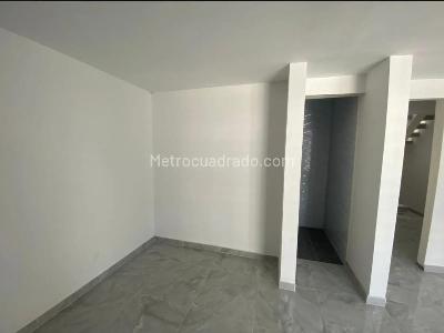 Casa de 5 alcobas en venta en Ciudad 2000, Cali, 270 m² · foto 12 de 18