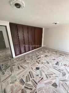 Casa de 5 alcobas en venta en Ciudad Jardin, Cali, 376 m² · foto 11 de 14