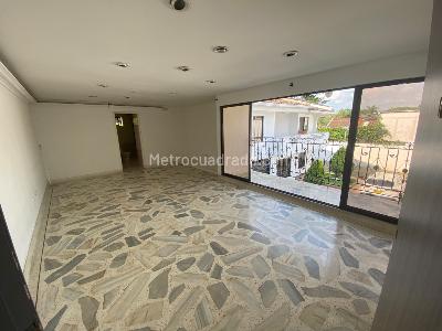 Casa de 5 alcobas en venta en Ciudad Jardin, Cali, 376 m² · foto 9 de 14