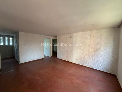 Apartamento en venta en Las Granjas, Cali · foto 2 de 17