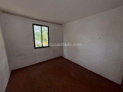 Apartamento en venta en Las Granjas, Cali · foto 10 de 17