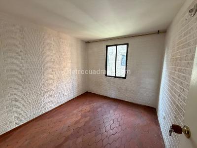 Apartamento en venta en Las Granjas, Cali · foto 12 de 17