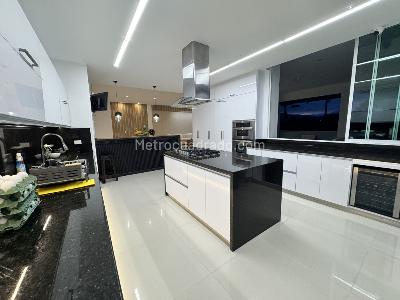 Casa de 5 alcobas en venta en Ciudad Jardin, Cali, 938 m² · foto 13 de 20