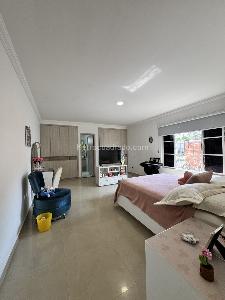 Casa de 5 alcobas en venta en Ciudad Jardin, Cali, 351 m² · foto 14 de 20