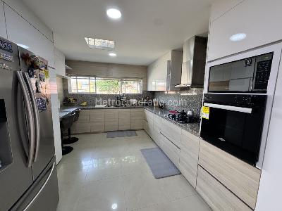 Casa de 5 alcobas en venta en Ciudad Jardin, Cali, 351 m² · foto 6 de 20