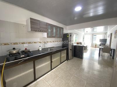 Casa de 5 alcobas en venta en Los Andes, Cali, 210 m² · foto 6 de 20