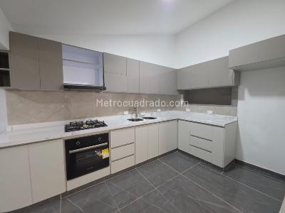 Casa de 5 alcobas en venta en El Ingenio, Cali, 230 m² · foto 16 de 20