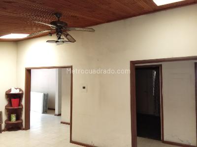 Casa de 5 alcobas en venta en Vipasa, Cali, 480 m² · foto 2 de 20