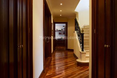 Apartamento de 3 alcobas en venta en Santa Barbara Alta, Bogotá, 516 m² · foto 10 de 20