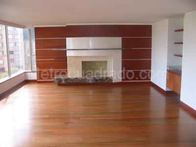 Apartamento de 3 alcobas en venta en Carolina Country Club, Bogotá, 300 m² · foto 3 de 11