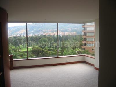 Apartamento de 3 alcobas en venta en Carolina Country Club, Bogotá, 300 m² · foto 9 de 11